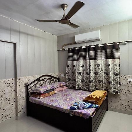 Galaxy Apartment Mumbai Exterior photo
